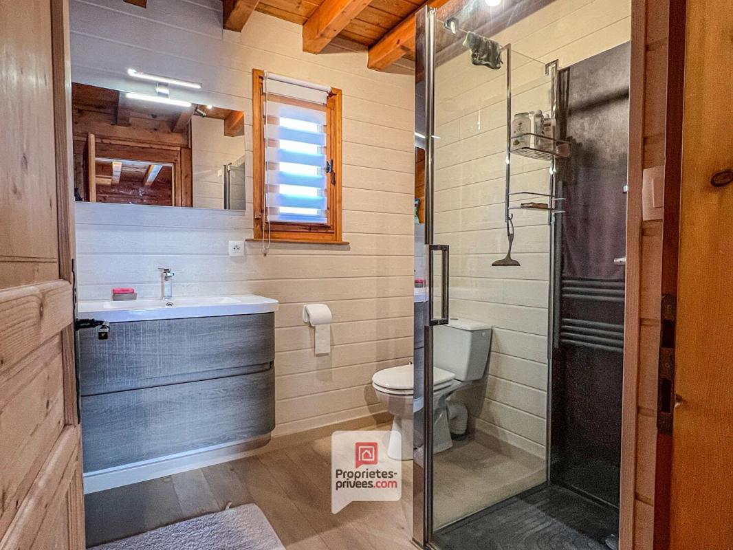 SAINT-HILAIRE Plateau des Petites Roches (38660) - Chalet T6 en madriers + studio + carport + jardin 15