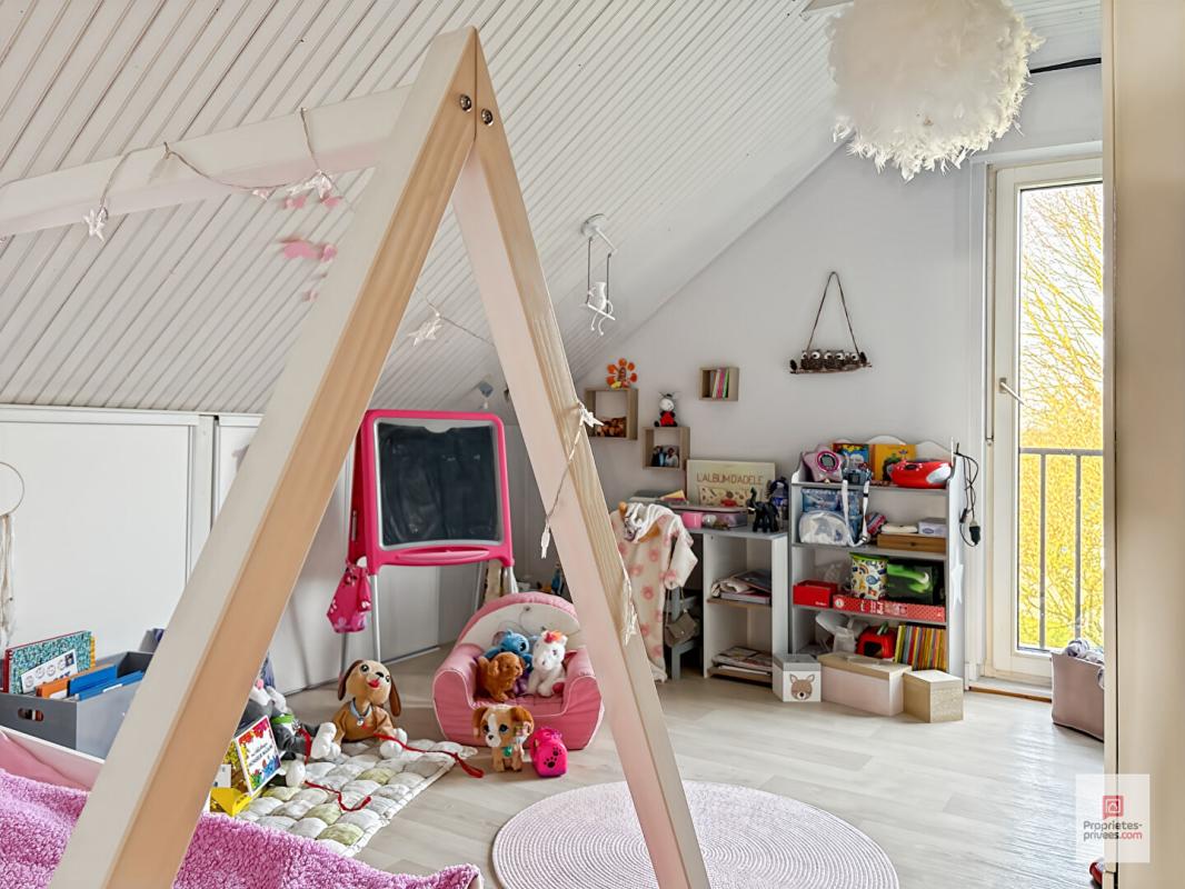 DAUMERAY Maison Daumeray 7 pièce(s) 165 m2 17