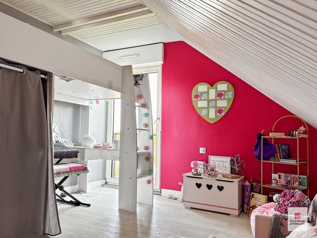 DAUMERAY Maison Daumeray 7 pièce(s) 165 m2 18