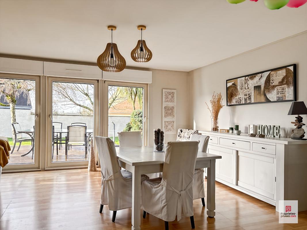 DAUMERAY Maison Daumeray 7 pièce(s) 165 m2 5