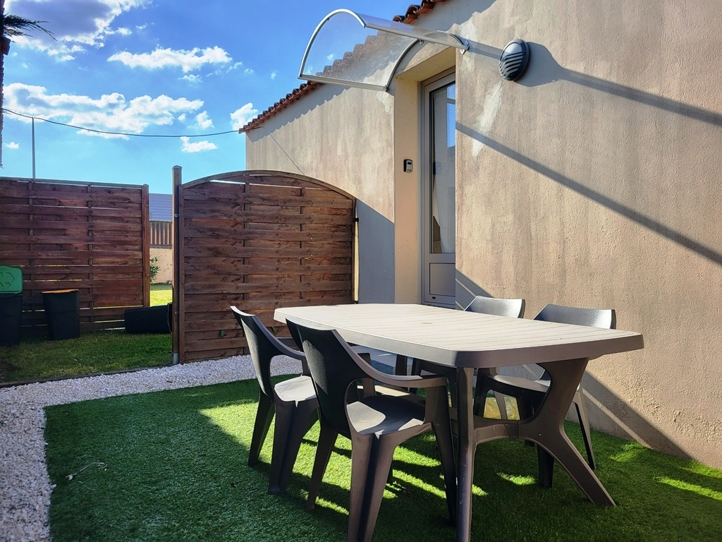 LES SABLES-D'OLONNE Maison Les Sables d'Olonne 5 pièces 124m2 + studio 32 m2 15