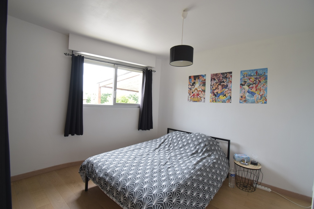 LES SABLES-D'OLONNE Maison Les Sables d'Olonne 5 pièces 124m2 + studio 32 m2 9