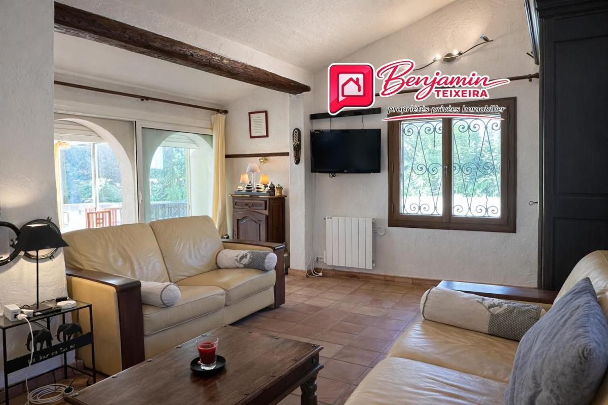 SAINTE-MAXIME Villa Sainte Maxime 6 pièce(s) 117 m2 - Garage 27m² - Vue mer - piscine 5