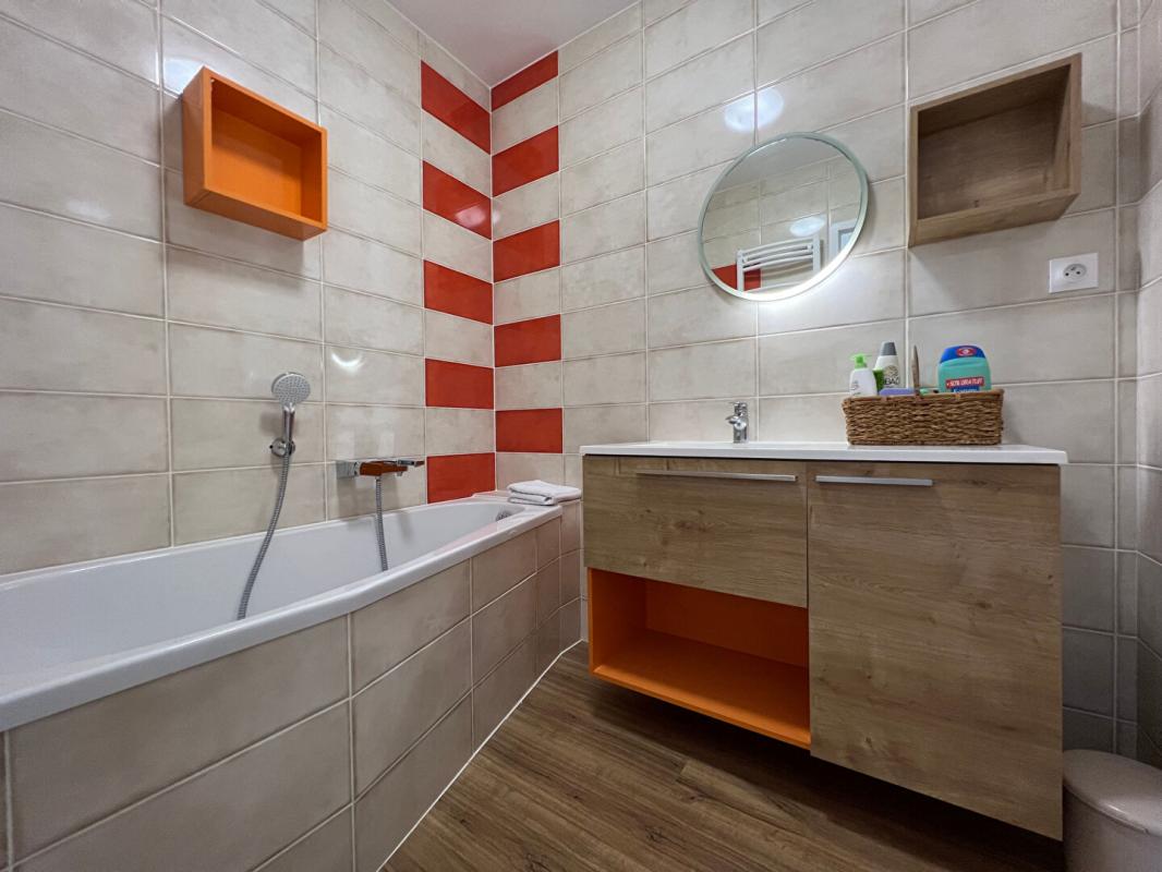 CHATEAU-DU-LOIR Maison - Montval Sur Loir - 8 pièce(s) - 208 m² 11