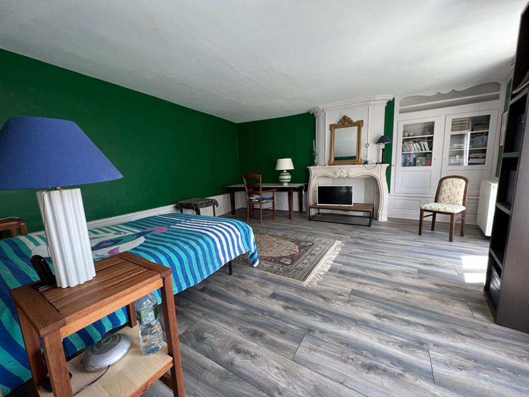 CHATEAU-DU-LOIR Maison - Montval Sur Loir - 8 pièce(s) - 208 m² 8