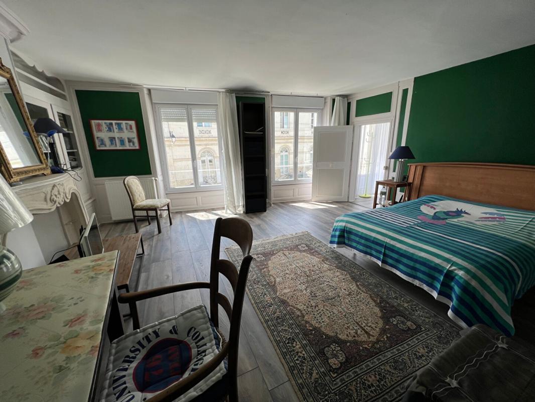 CHATEAU-DU-LOIR Maison - Montval Sur Loir - 8 pièce(s) - 208 m² 9