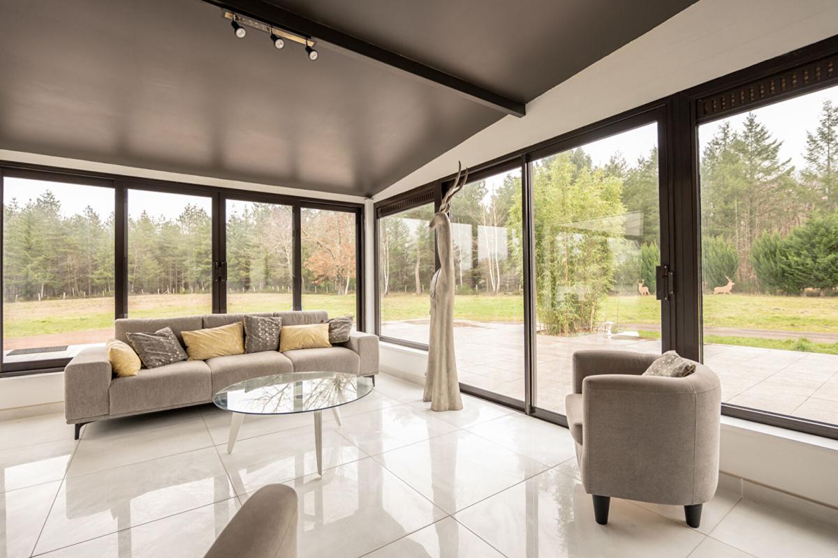 ROMORANTIN-LANTHENAY LIEUX UNIQUES ® x PROPRIÉTÉS PRIVÉES PROPOSE MAISON CONTEMPORAINE 161 M² - 1.9 HA - ROMORANTIN (41) 13