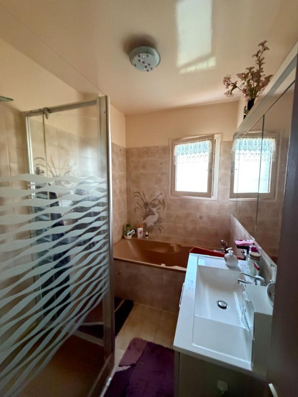 CHEVANNES-CHANGY Pavillon de caractère dans la campagne nivernaise 13