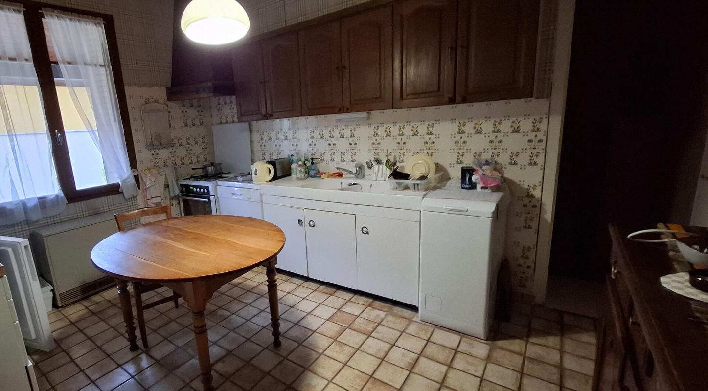 VARENNES-SAINT-SAUVEUR Maison de village Varennes -Saint -Sauveur 185m2 5