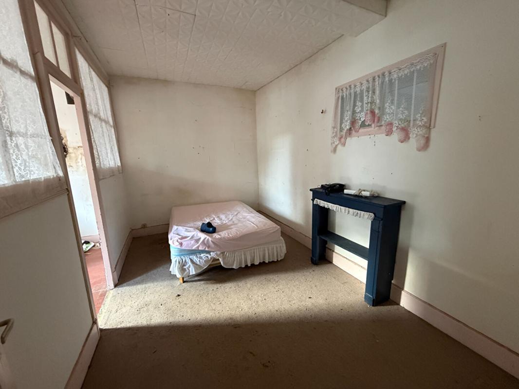 PREMERY Lot de deux maisons à rénover 9