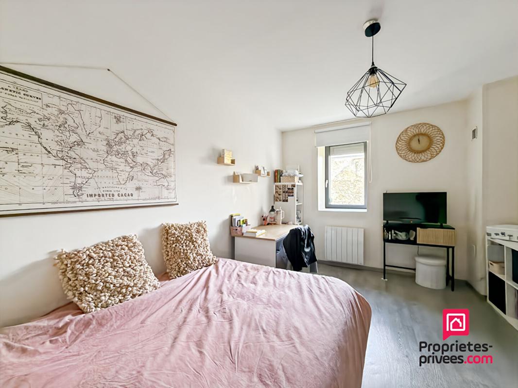 AVALLON Maison d'architecte Avallon centre ville avec jardin 12