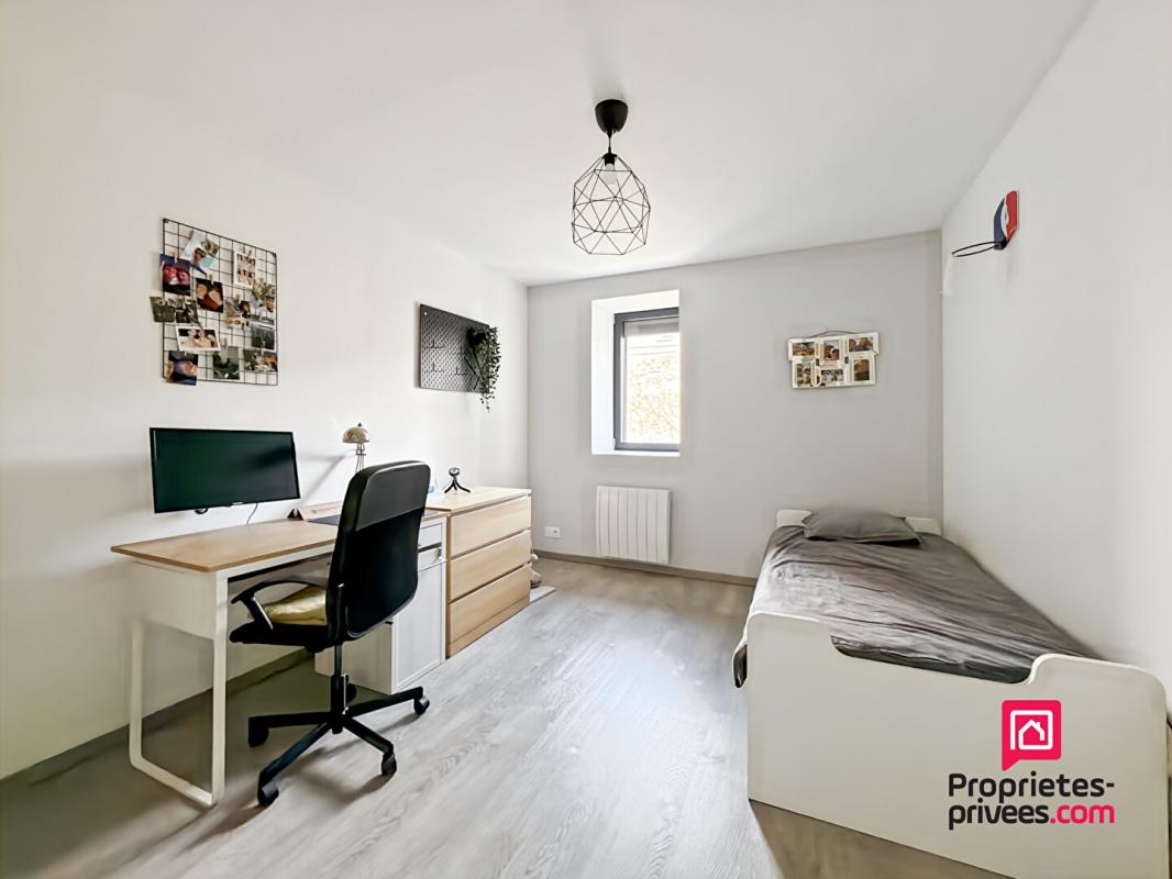 AVALLON Maison d'architecte Avallon centre ville avec jardin 13