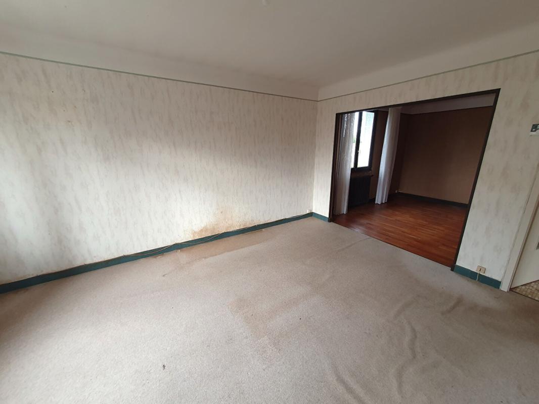 BOURGES Maison Bourges 4 pièce(s) 74 m2 5