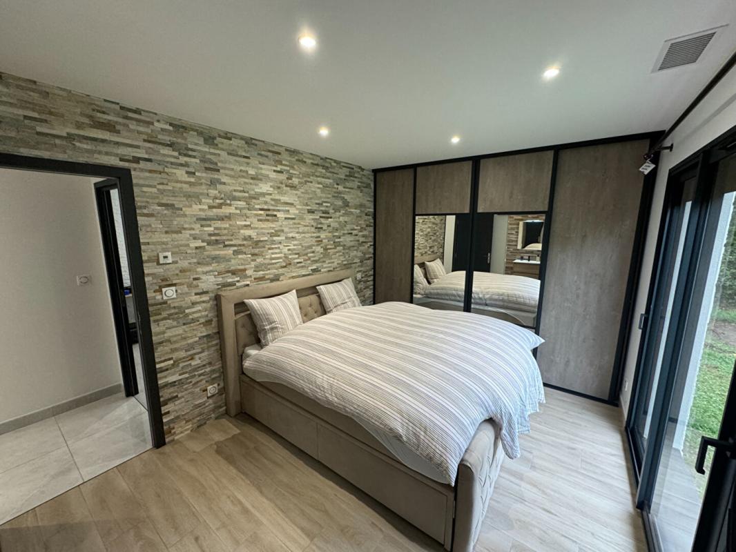 BASSENS Maison Bassens 6 pièce(s) 140 m2 7