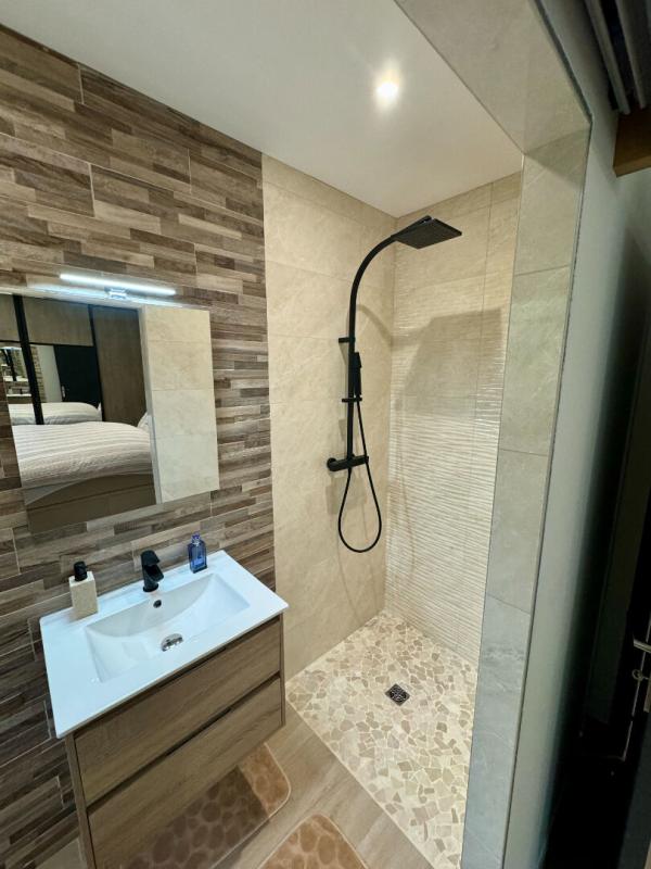 BASSENS Maison Bassens 6 pièce(s) 140 m2 9