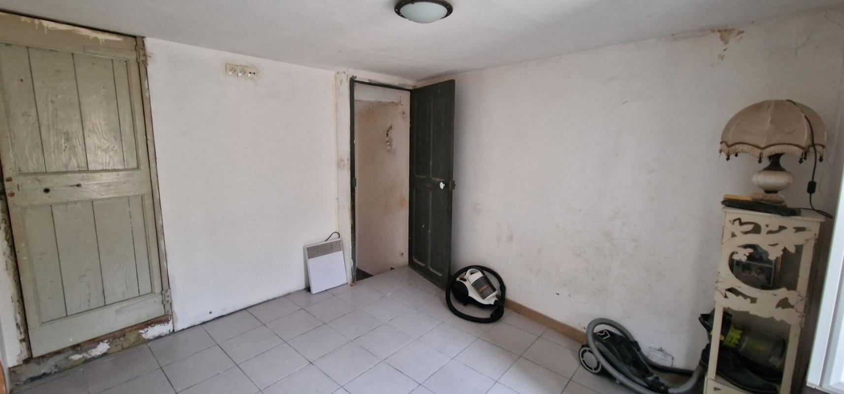 COURTHEZON Maison  4 pièces 2 Chambres 59m2 8