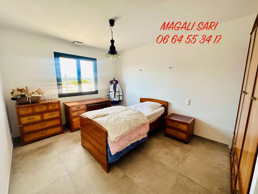 ALES Villa Récente Ales 6 pièce(s) 125 m2 - 4 chambres 8