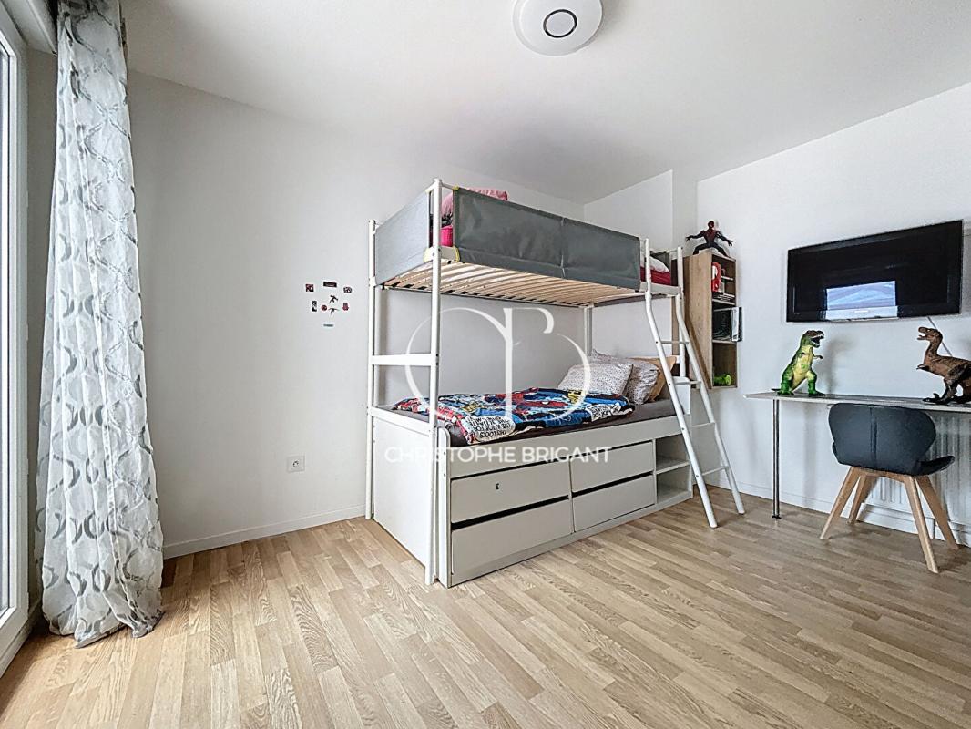 VILLEJUIF Appartement Villejuif 4 pièces dernier étage 11