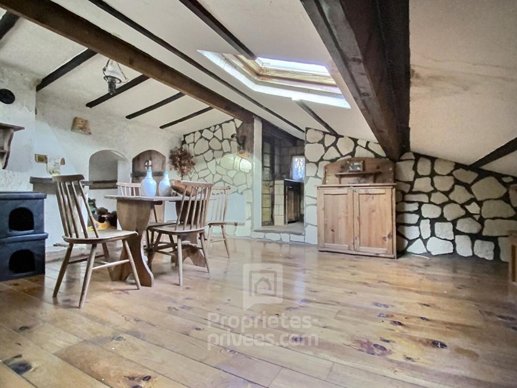 LEVENS Villa Levens 7 pièce(s) 132 m2 6