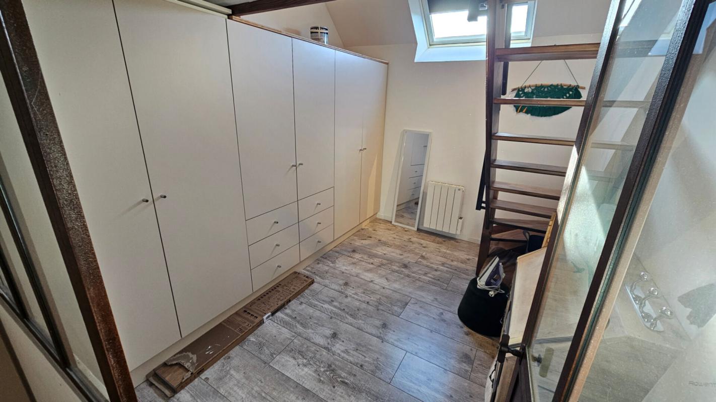 HOUDAN Houdan 7 mn / Proche Gambais / Maison 2 chambres dans un village prisé du 78 13