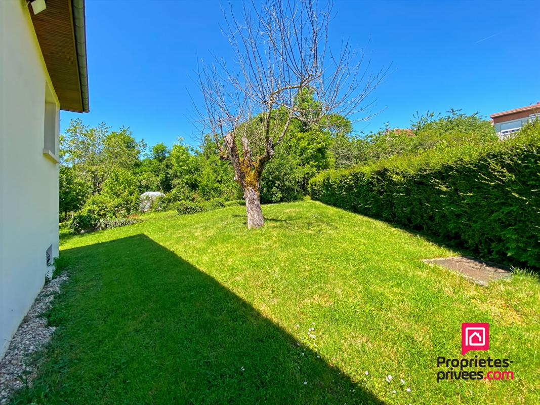 ETAULE Proche Avallon Maison avec jardin rénovée 11