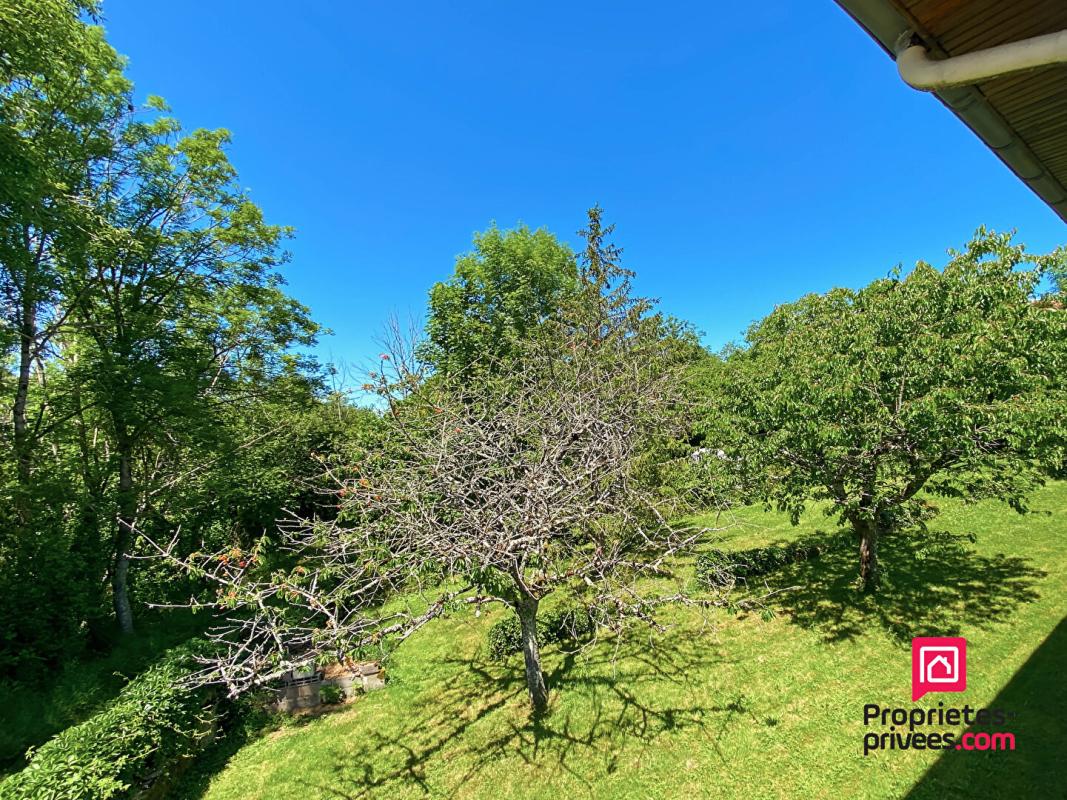 ETAULE Proche Avallon Maison avec jardin rénovée 12