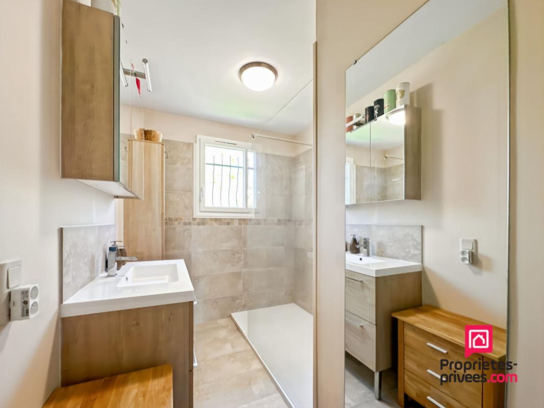 ETAULE Proche Avallon Maison avec jardin rénovée 8