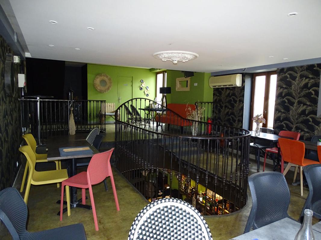 MONTIGNAC Immeuble Montignac Lascaux 4 pièce(s) 181 m2 6