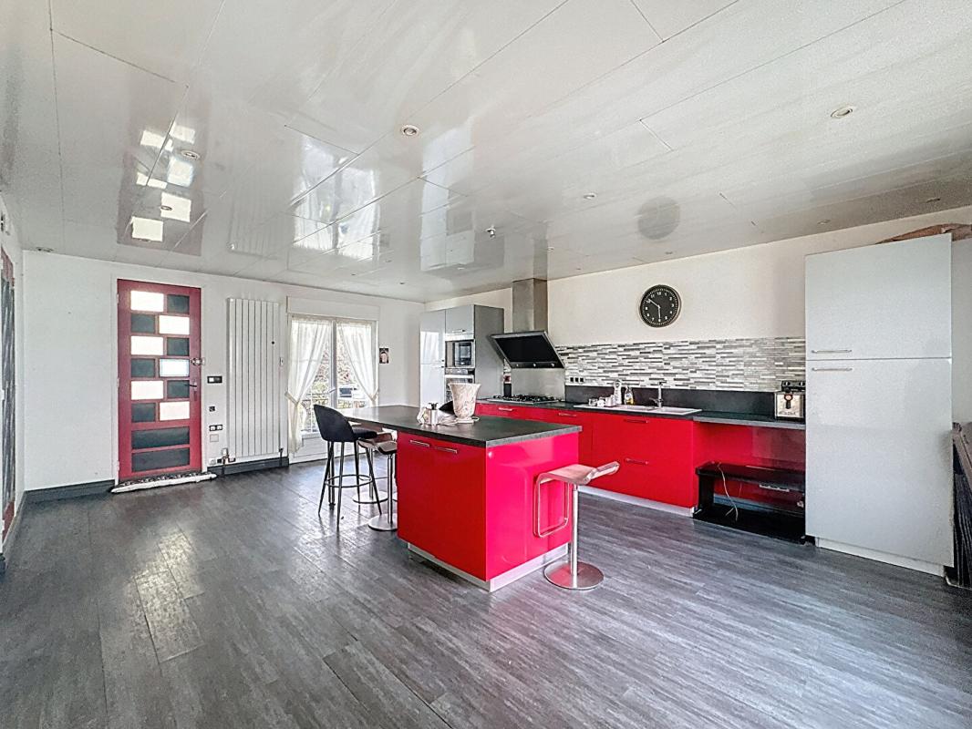 IGNY Maison Familiale à Igny  Terrain de 500 m² + Combles Aménageables et Sus sol total  ! 7