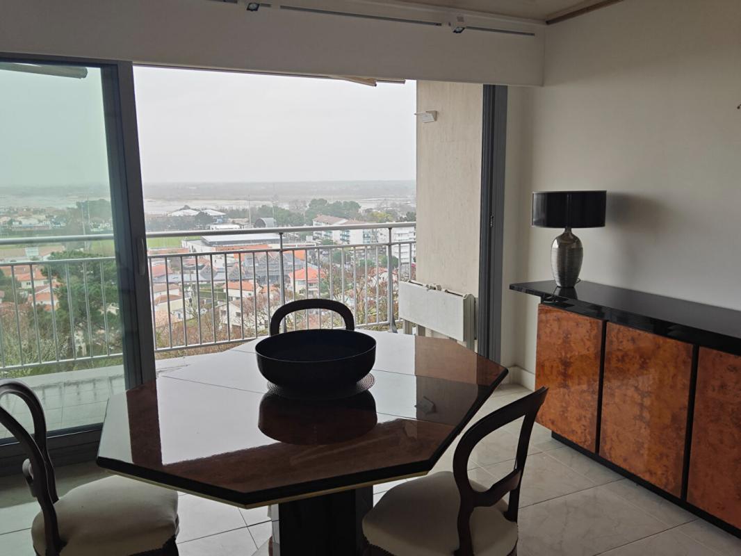ARCACHON Appartement lumineux avec vue panoramique sur le Bassin d'Arcachon 8