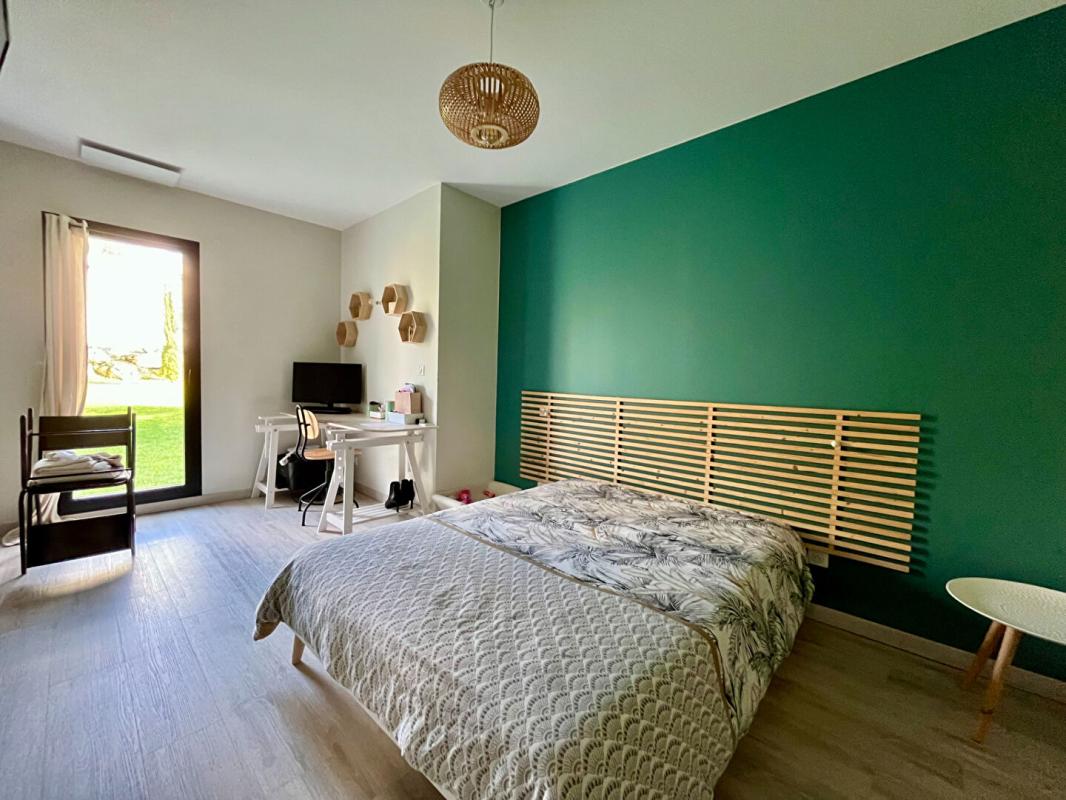 LAPLUME Maison T5 de 148.4 m² - Laplume 10