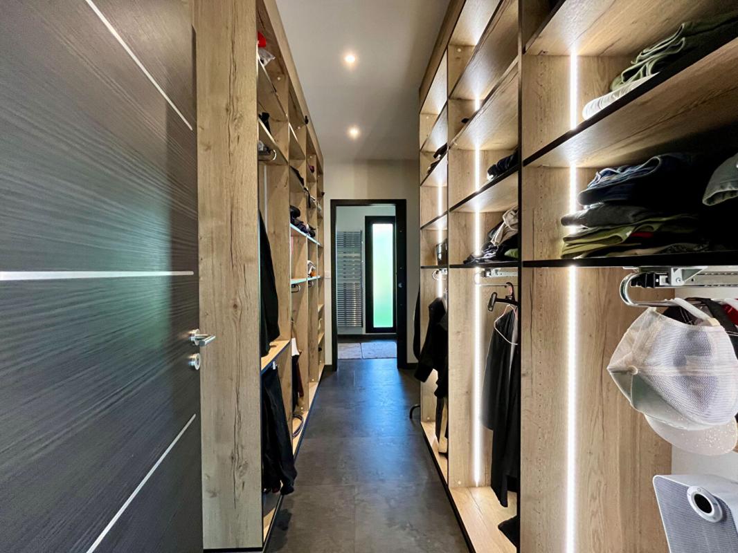 LAPLUME Maison T5 de 148.4 m² - Laplume 12