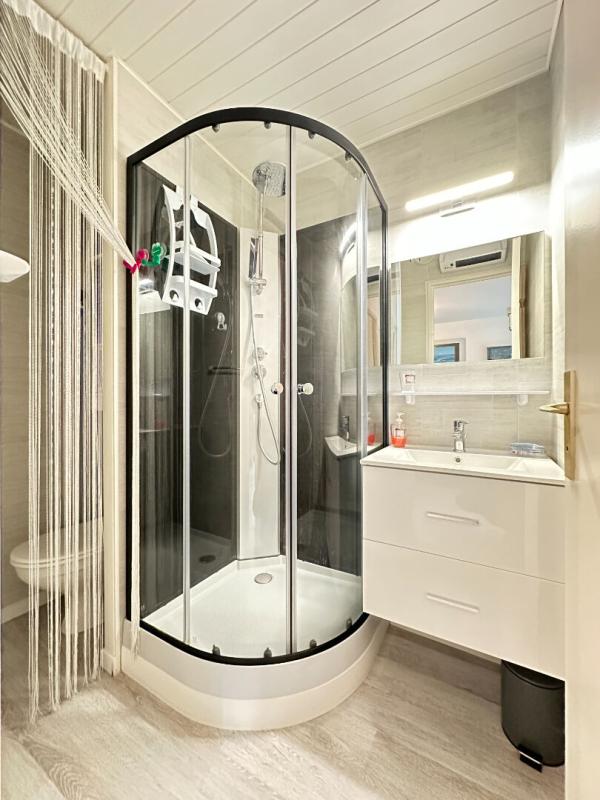 SAINT-GEORGES-DE-DIDONNE Magnifique appartement Saint Georges De Didonne 31.5  m2   250 M Plage 11