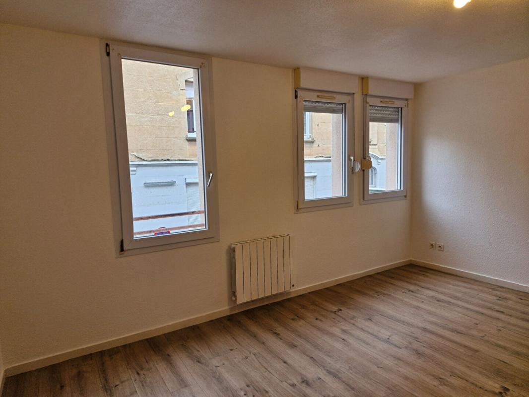 ROANNE ROANNE - APPARTEMENT T2 5