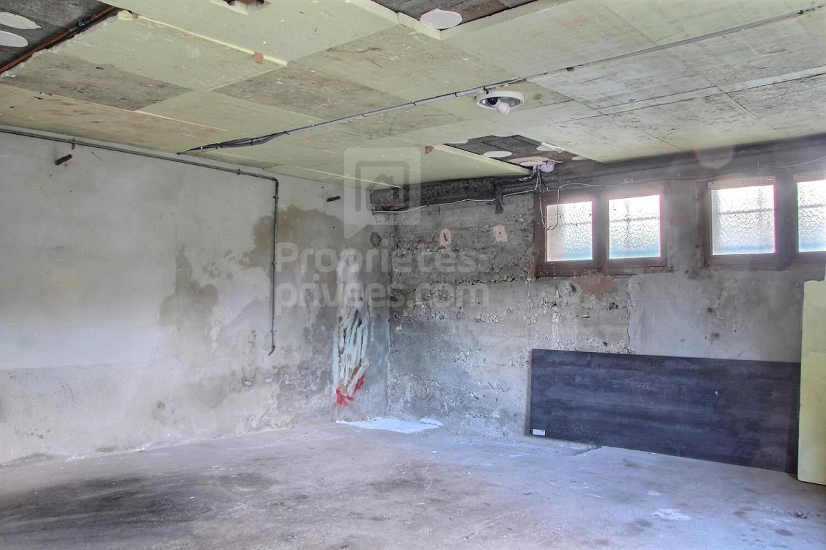 BASSENS Appartement - 4 pièces -82 m2 avec  atelier 15