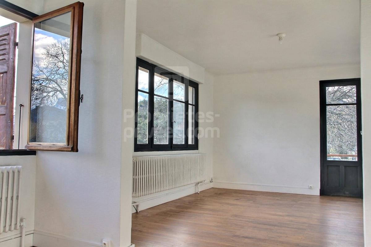 BASSENS Appartement  4 pièce(s) 82 m2 6