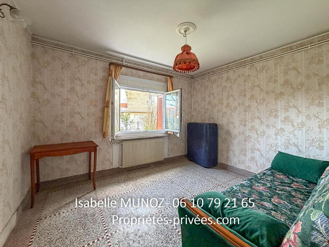 CLERMONT-FERRAND Grande maison de ville Clermont Ferrand 5 pièce(s) 139 m2 avec dépendances, jardinet 14