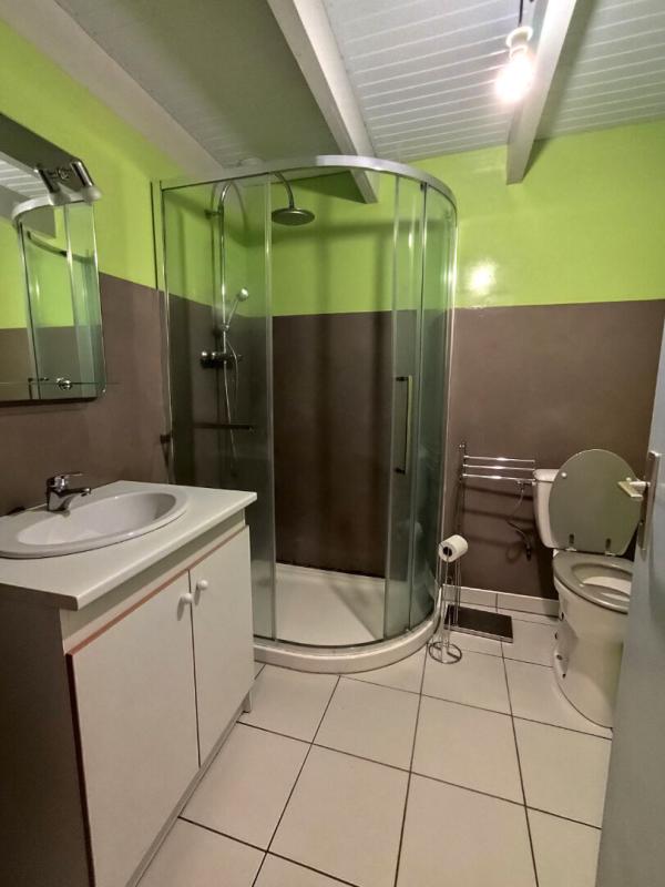 SAINT-GILLES-PLIGEAUX À LOUER  Maison en pierre pleine de charme à Saint-Gilles-Pligeaux 8