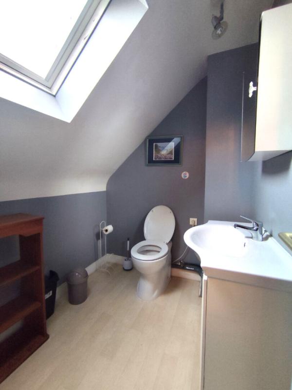 SAINT-GILLES-PLIGEAUX À LOUER  Maison en pierre pleine de charme à Saint-Gilles-Pligeaux 9