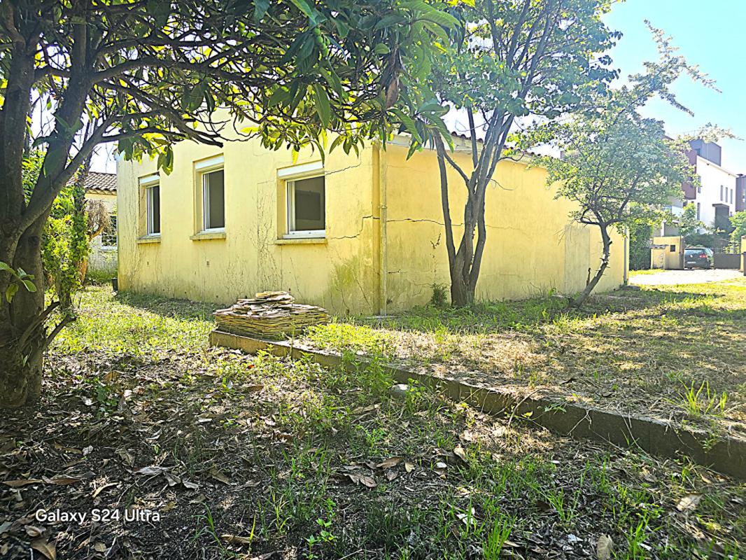 FABREGUES Maison Fabregues 4 pièce(s) 62 m2 sur 320 m² de terrain - prévoir travaux 2
