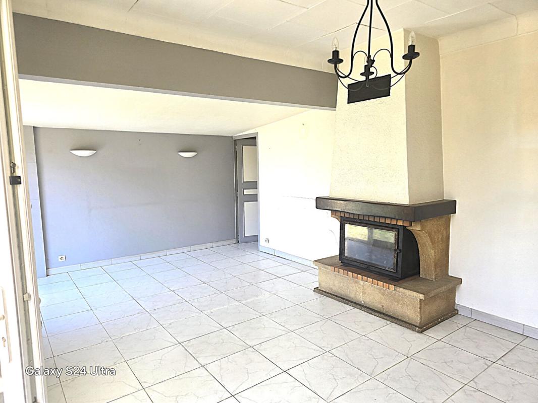 FABREGUES Maison Fabregues 4 pièce(s) 62 m2 sur 320 m² de terrain - prévoir travaux 5