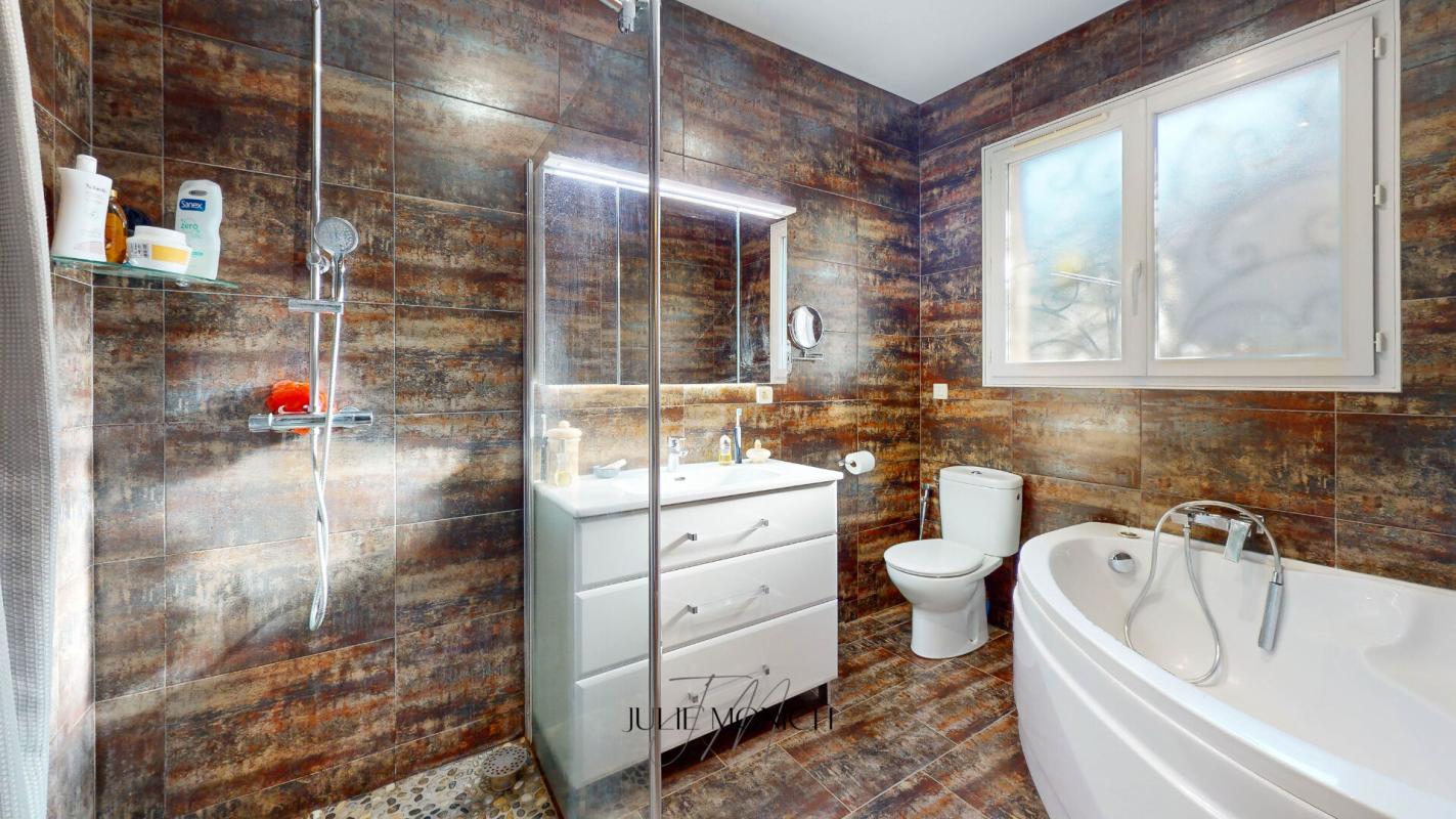 BANYULS-SUR-MER VILLA AVEC UNE VUE MER ET MONTAGNES 11