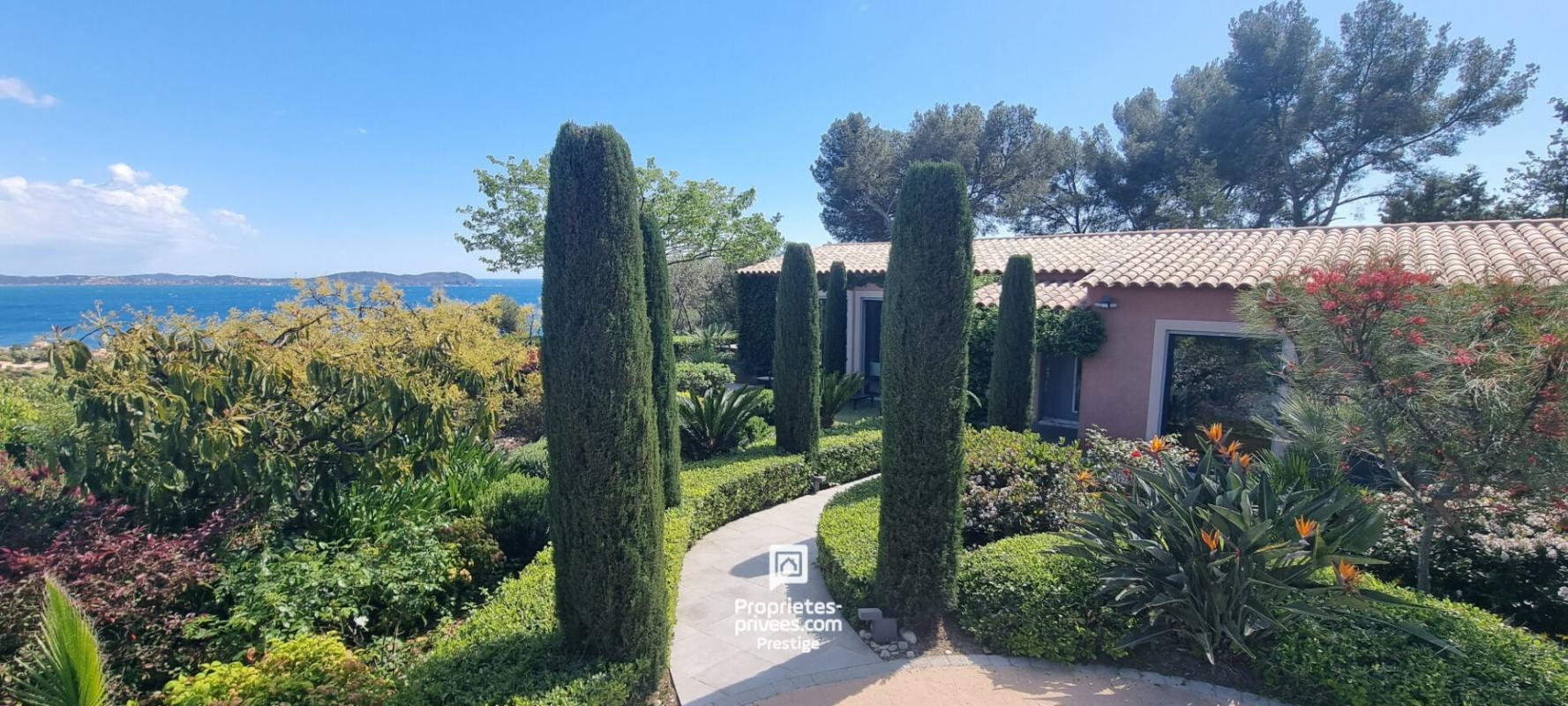 CARQUEIRANNE Domaine de charme en Provence - 2 maisons vue mer - 10 pièce(s) 372 m2 14