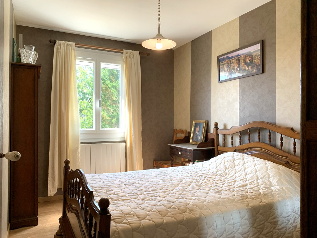 CAHORS Maison avec studio indépendant, grand jardin, garage, véranda 10