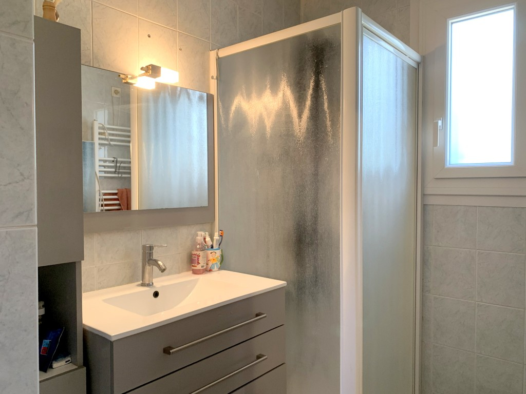 CAHORS Maison avec studio indépendant, grand jardin, garage, véranda 12