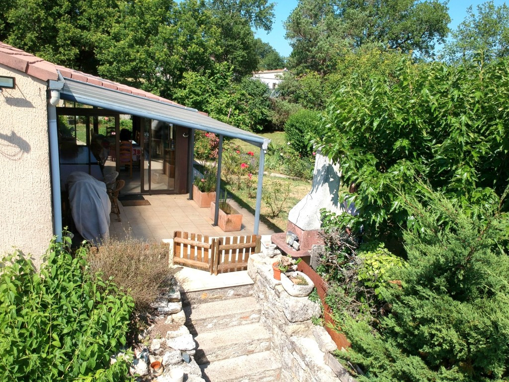 CAHORS Maison avec studio indépendant, grand jardin, garage, véranda 16