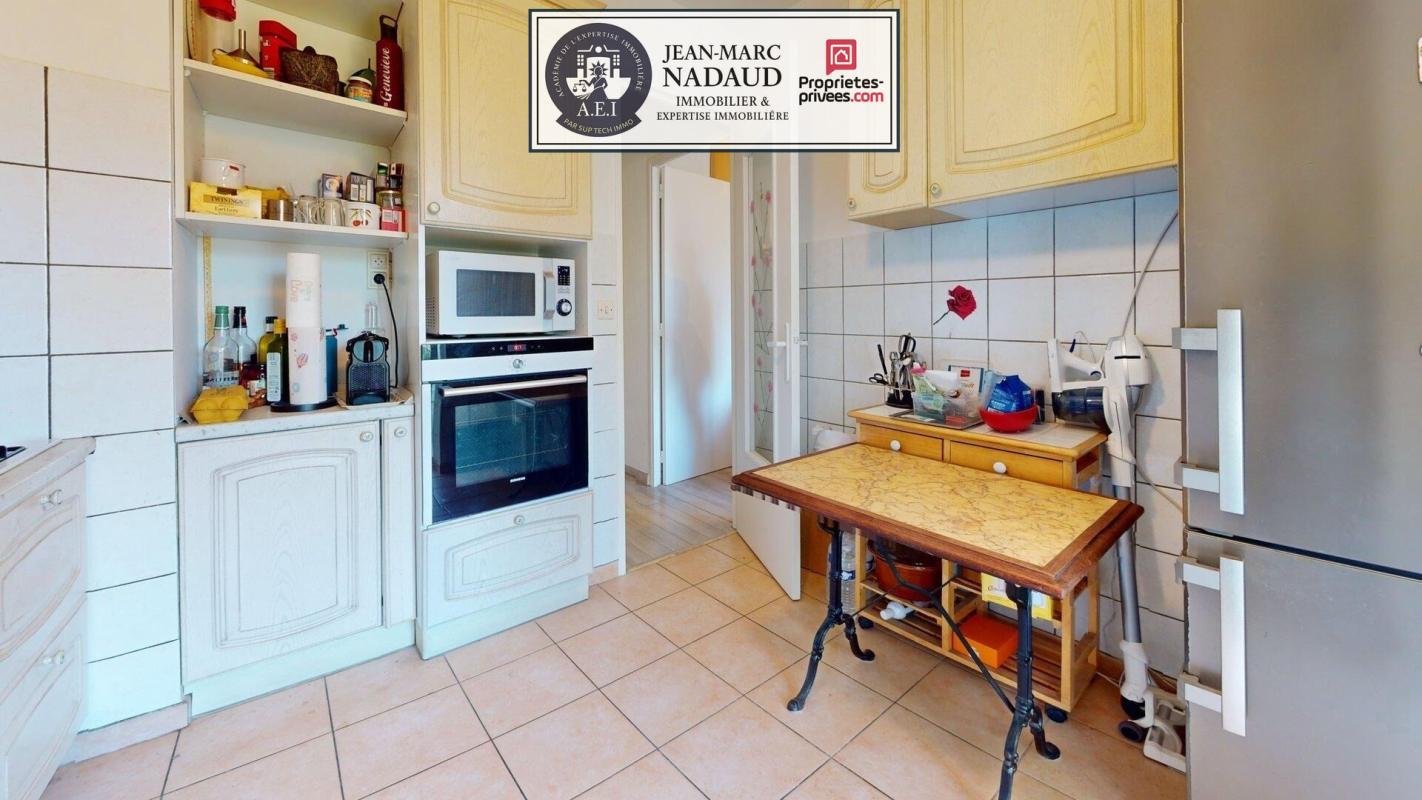 SAINT-RAPHAEL Fréjus - T3 complet : terrasse, loggia, garage, grande cave, 3 parkings privés 6