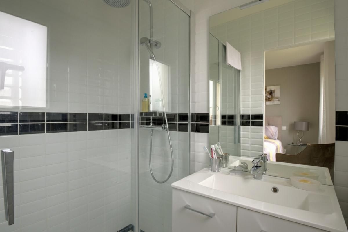 SERVAS Villa contemporaine de 2022 : Prestations soignées et confort 10