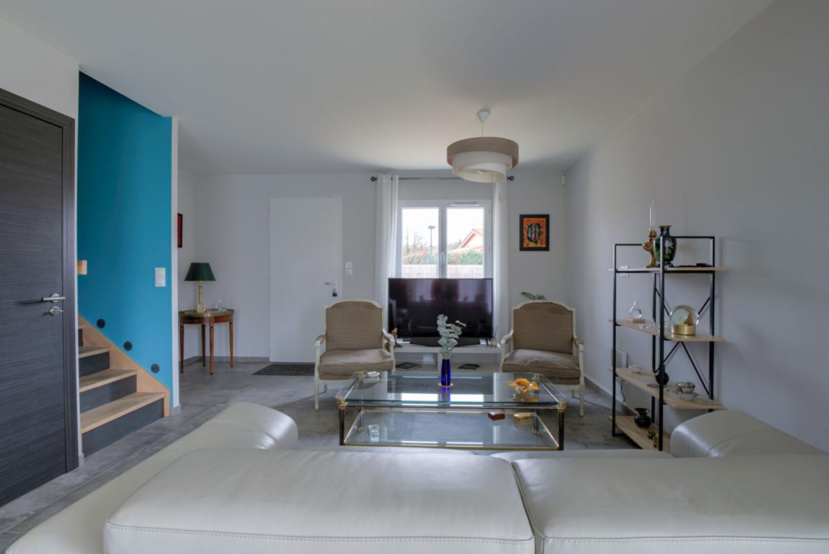 SERVAS Villa contemporaine de 2022 : Prestations soignées et confort 6