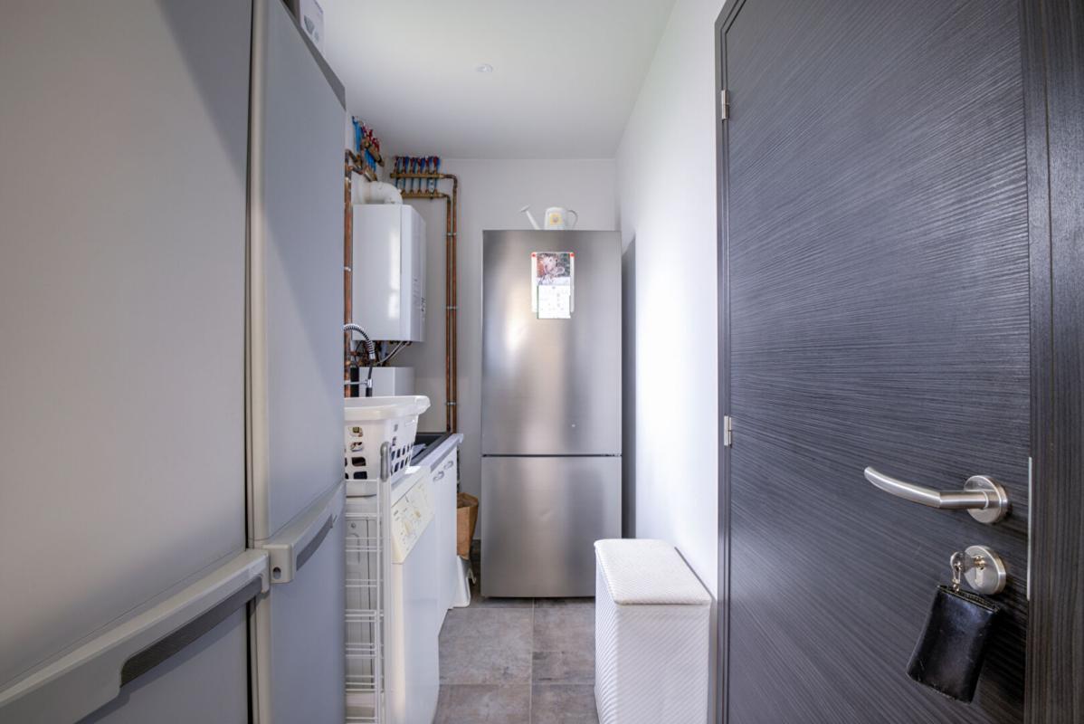 SERVAS Villa contemporaine de 2022 : Prestations soignées et confort 8